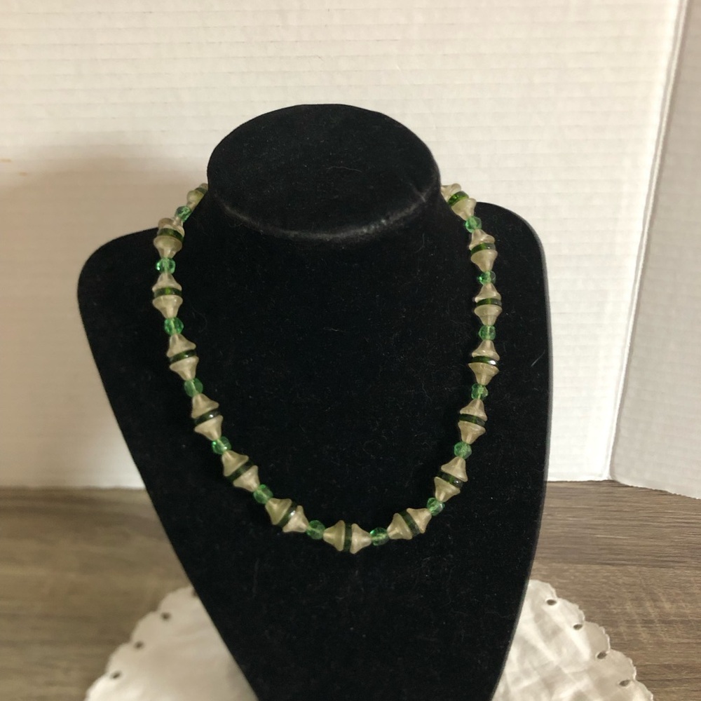 Vtg Glass Beaded Necklace